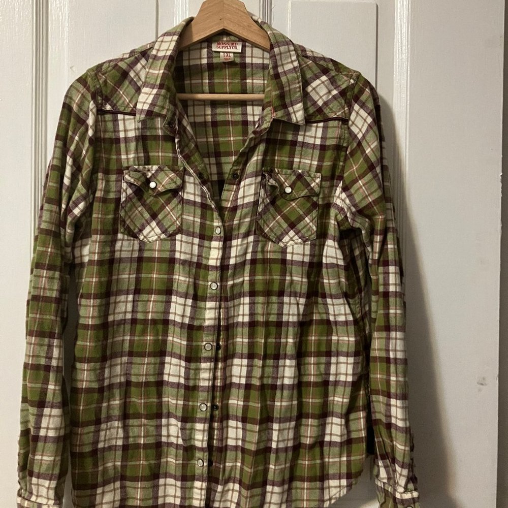 Mossimo Grass Green Plaid Flannel size XL